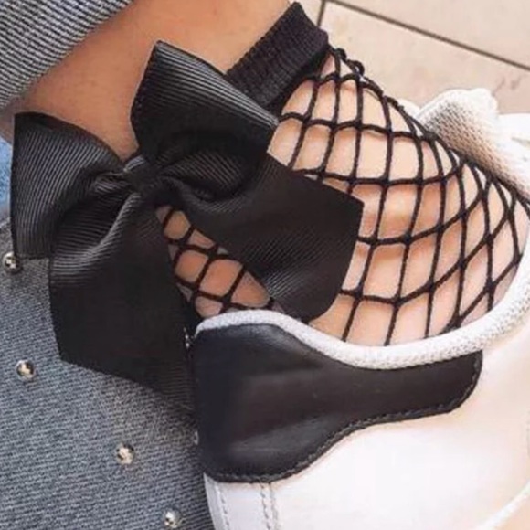 NWT fishnet Black socks! - Picture 3 of 4